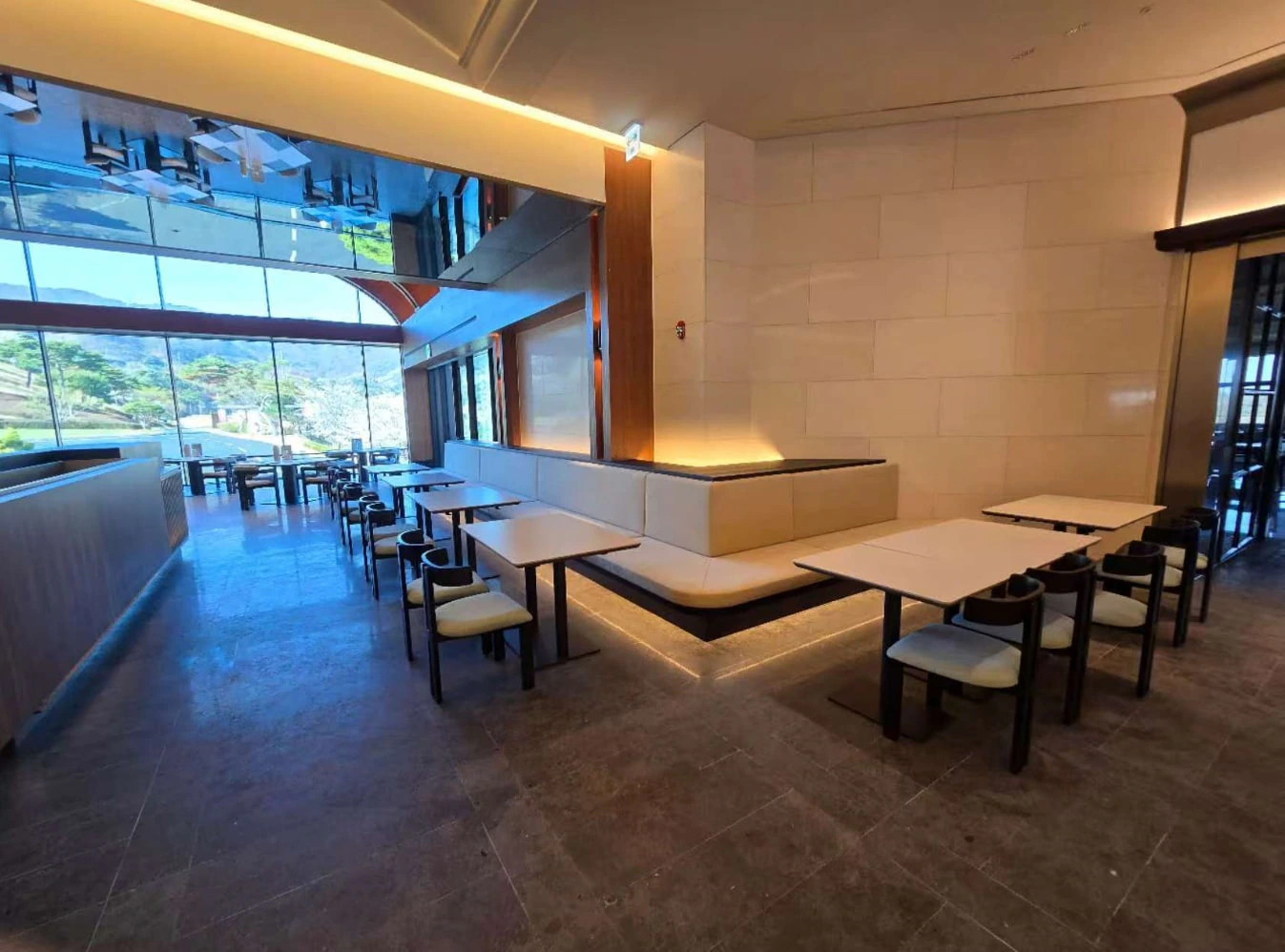 Korea Olympic Hotel Restaurant Furniture visual reference gallery 2